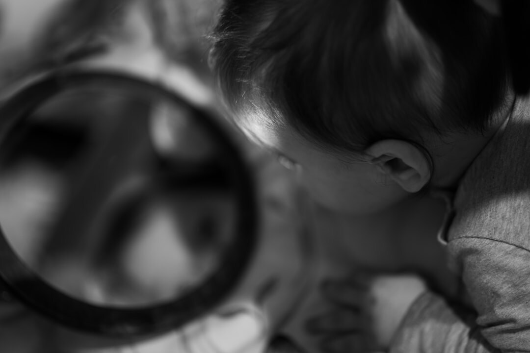 detective investigating clues